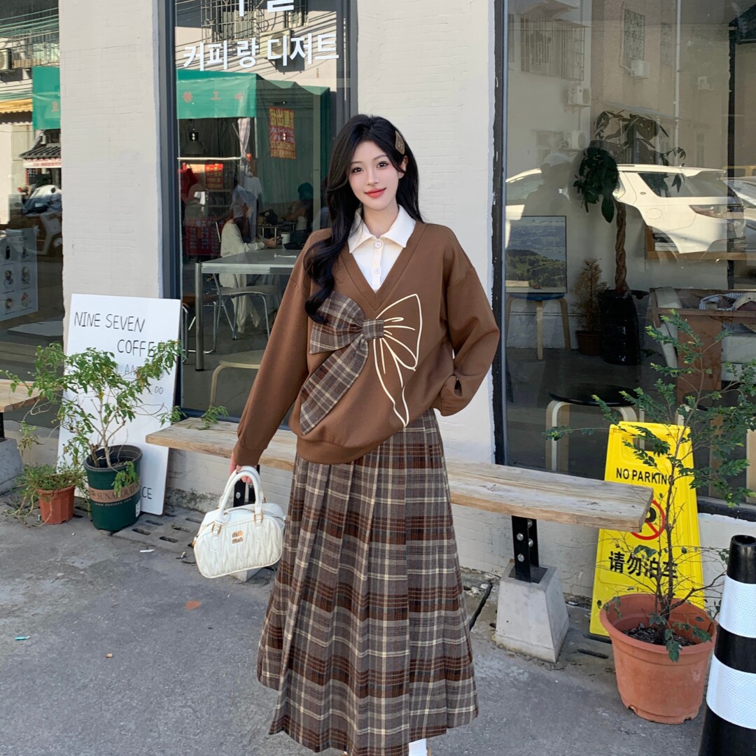 大码女装韩系穿搭两件套蝴蝶结卫衣格子半身裙套装