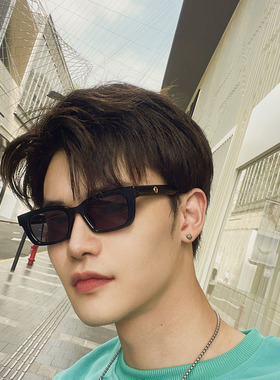 ins潮小方框太阳镜男女黑色墨镜遮阳防紫外线度假开车凹造型眼镜