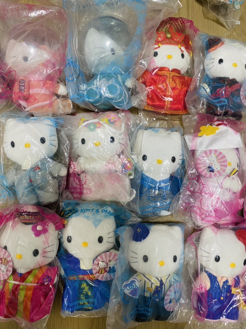 包邮麦当劳 Hello Kitty毛绒玩偶婚纱 婚礼韩服一对 宇航员拿捧花