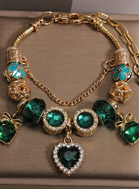 潘家风格绿色水晶爱心手链小众高级感祖母绿吊坠轻奢精致百搭手镯