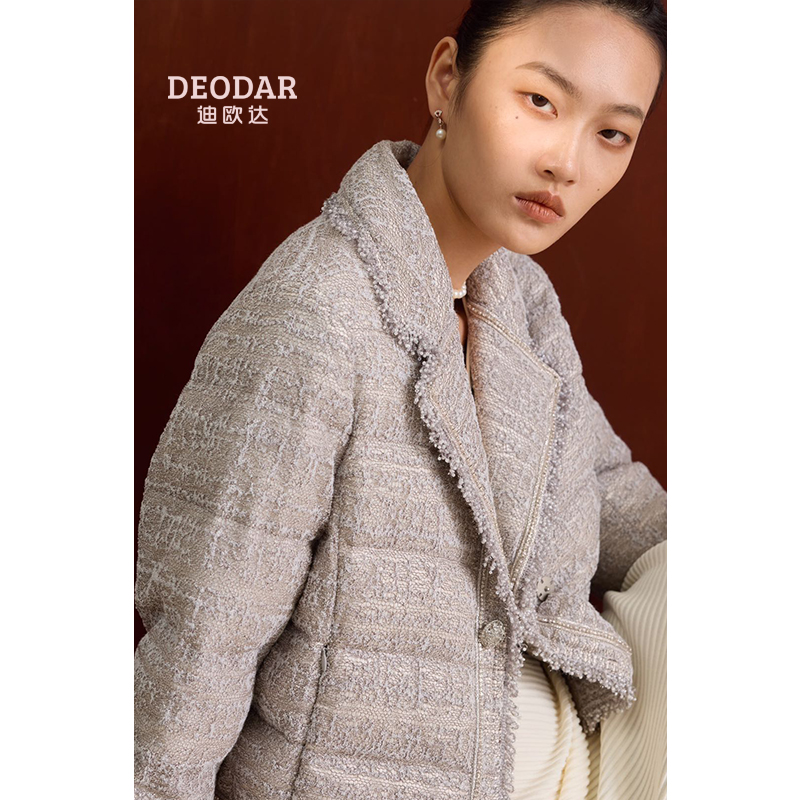 迪欧达鹅绒服女短款2025冬季新款轻盈保暖小香外套90白鹅绒羽绒服