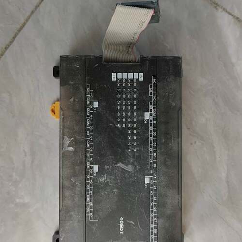 可维修欧姆龙PLC CP1W-40EDT，实物拍摄，品，功能完议价