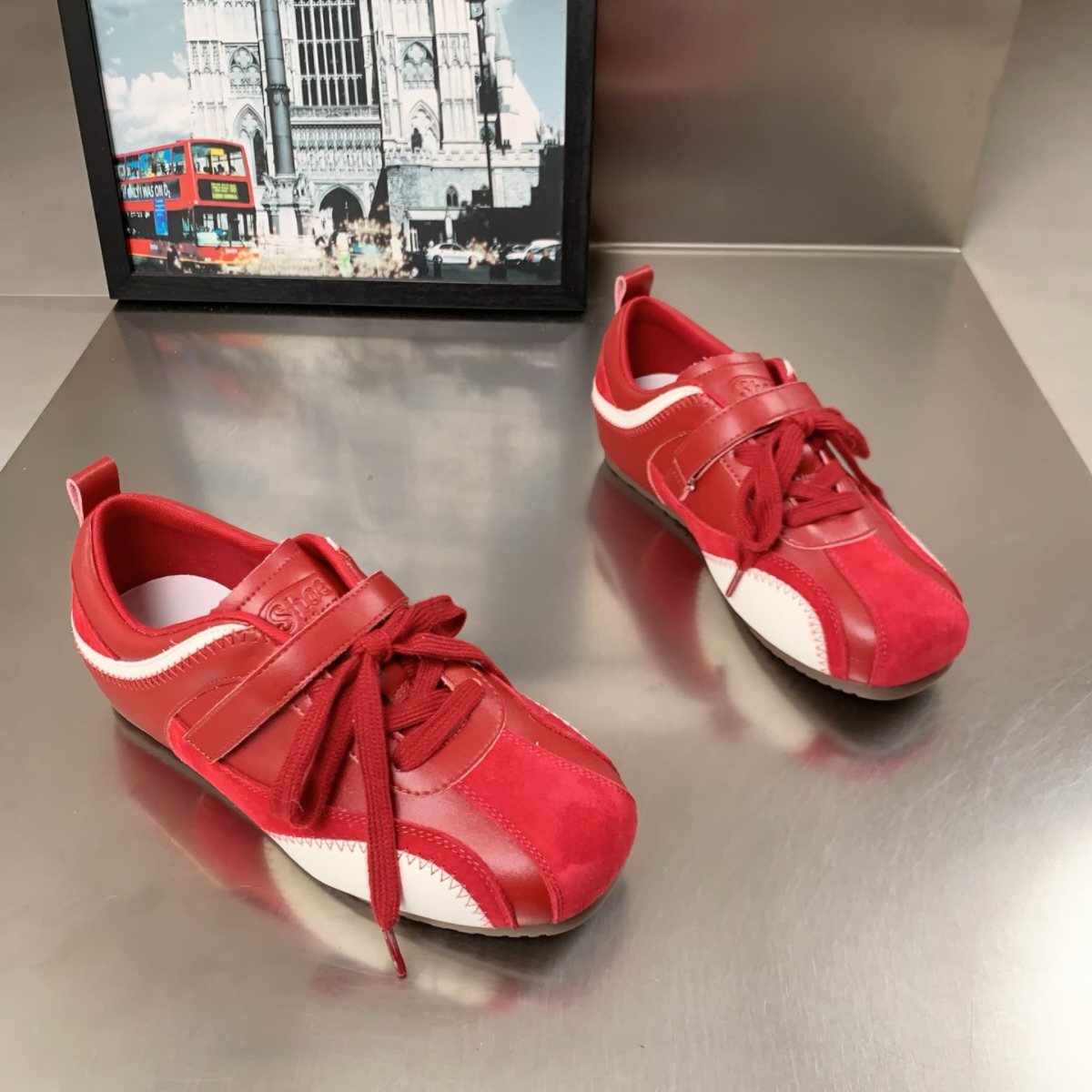 真皮时尚复古拼色德训鞋女2026春新款交叉绑带平底百搭休闲运动鞋,女鞋,德训鞋,淘宝优惠券,粉丝福利购,淘宝优惠卷