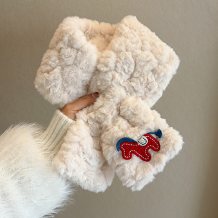 交叉围脖套 学生短款 可爱小马围巾女秋冬季 毛绒日系保暖百搭新年款