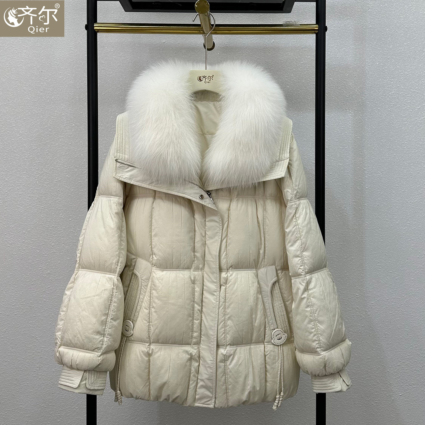 正品海宁高端白鹅绒羽绒服女短款冬新款可拆狐狸毛领加厚皮草外套