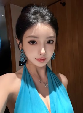 Blue moon 蓝色满钻千金风重工轻奢小众设计镂空花朵氛围耳钉耳夹