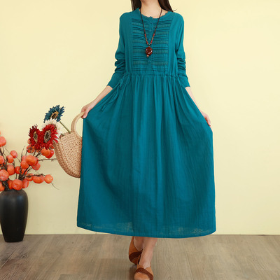 复古文艺棉质长袖收腰连衣裙