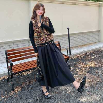 黑色新中式国风连衣裙套装女2025秋季新款温柔时尚马甲裙子