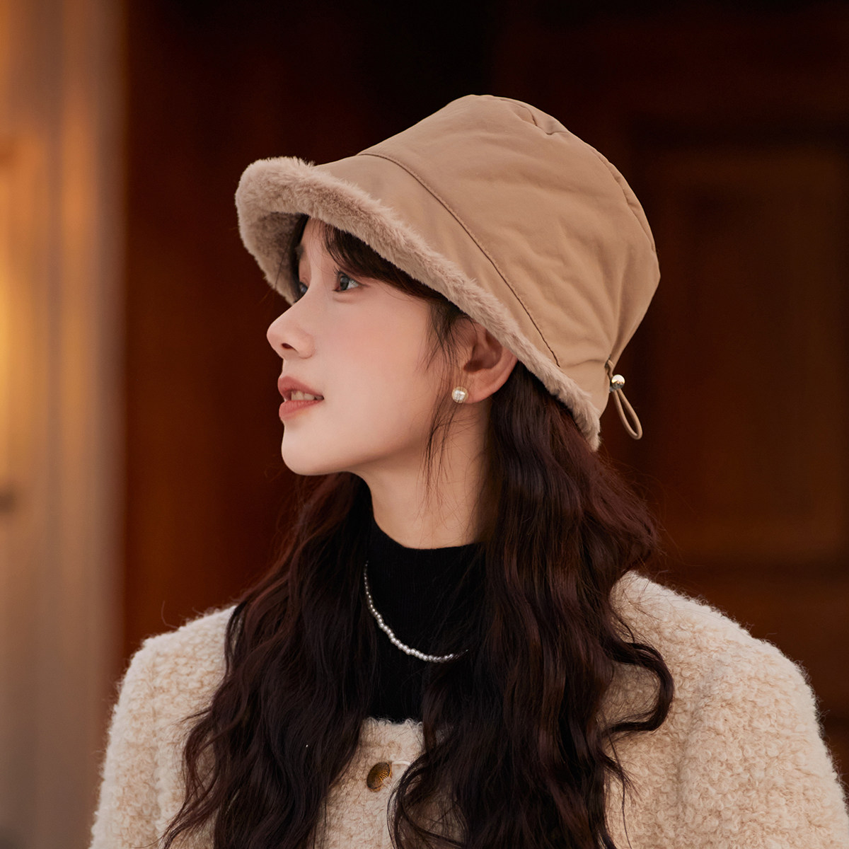 韩版纯色加绒渔夫帽女小众百搭素颜显脸小盆帽防风护耳保暖水桶帽,服饰配件/皮带/帽子/围巾,帽子,淘宝优惠券,粉丝福利购,淘宝优惠卷