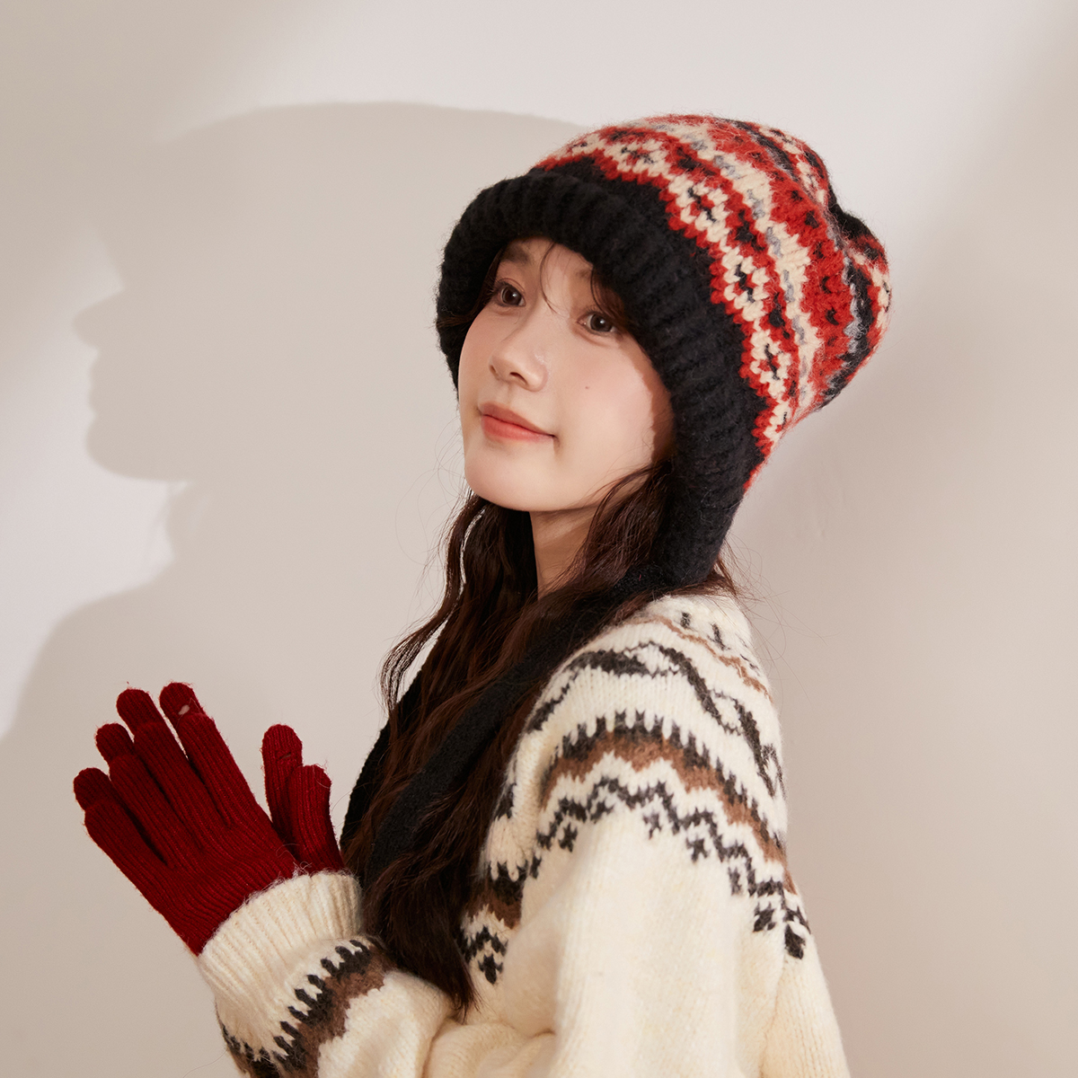 林小橘民族风复古提花绑带套头帽