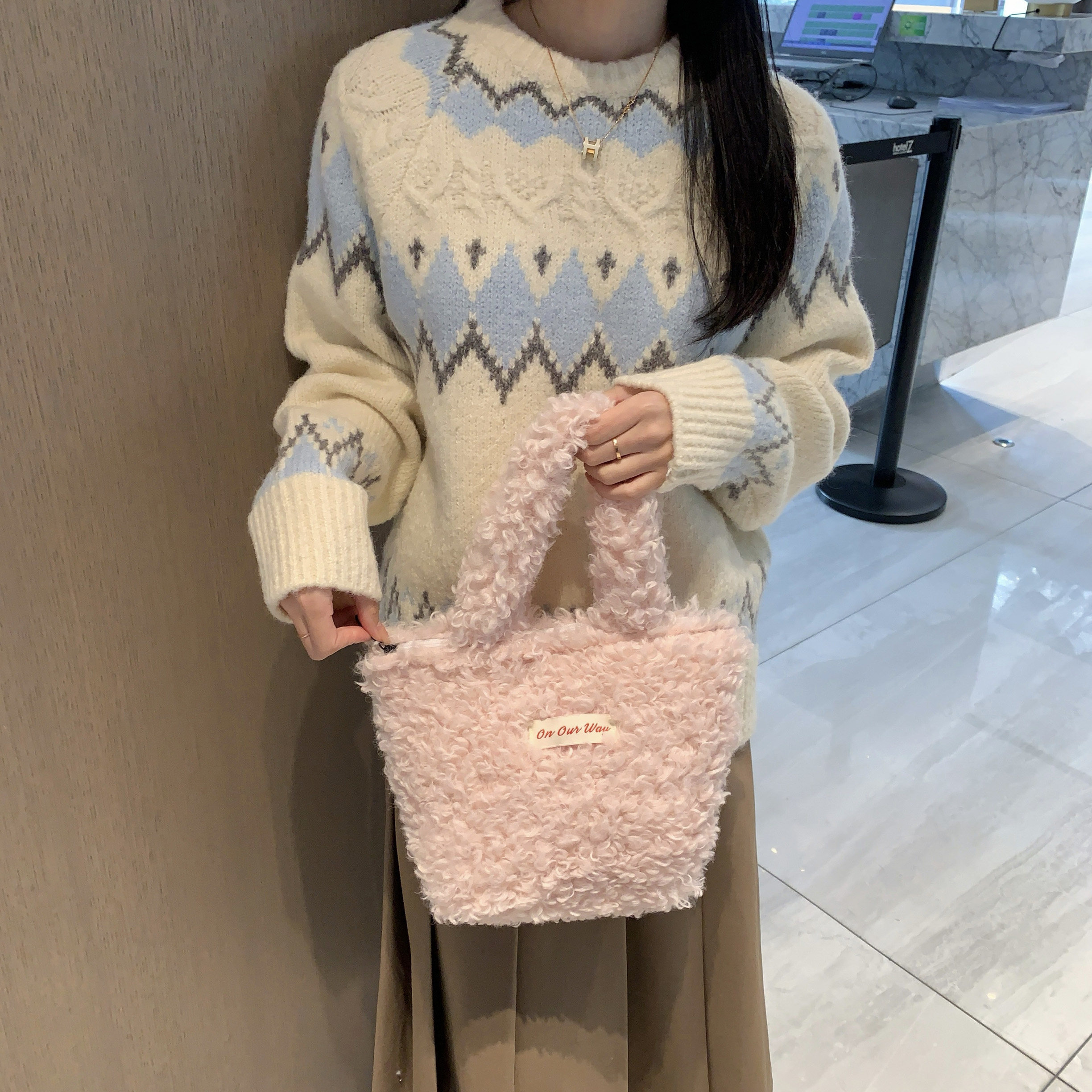 2024秋冬新款少女羊羔绒手提包mini休闲托特毛毛小包可爱手拎布袋,箱包皮具/热销女包/男包,通用款女包,淘宝优惠券,粉丝福利购,淘宝优惠卷