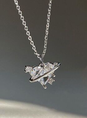 粉色爱心星球项链女清新甜美气质小众设计高级感百搭锁骨链