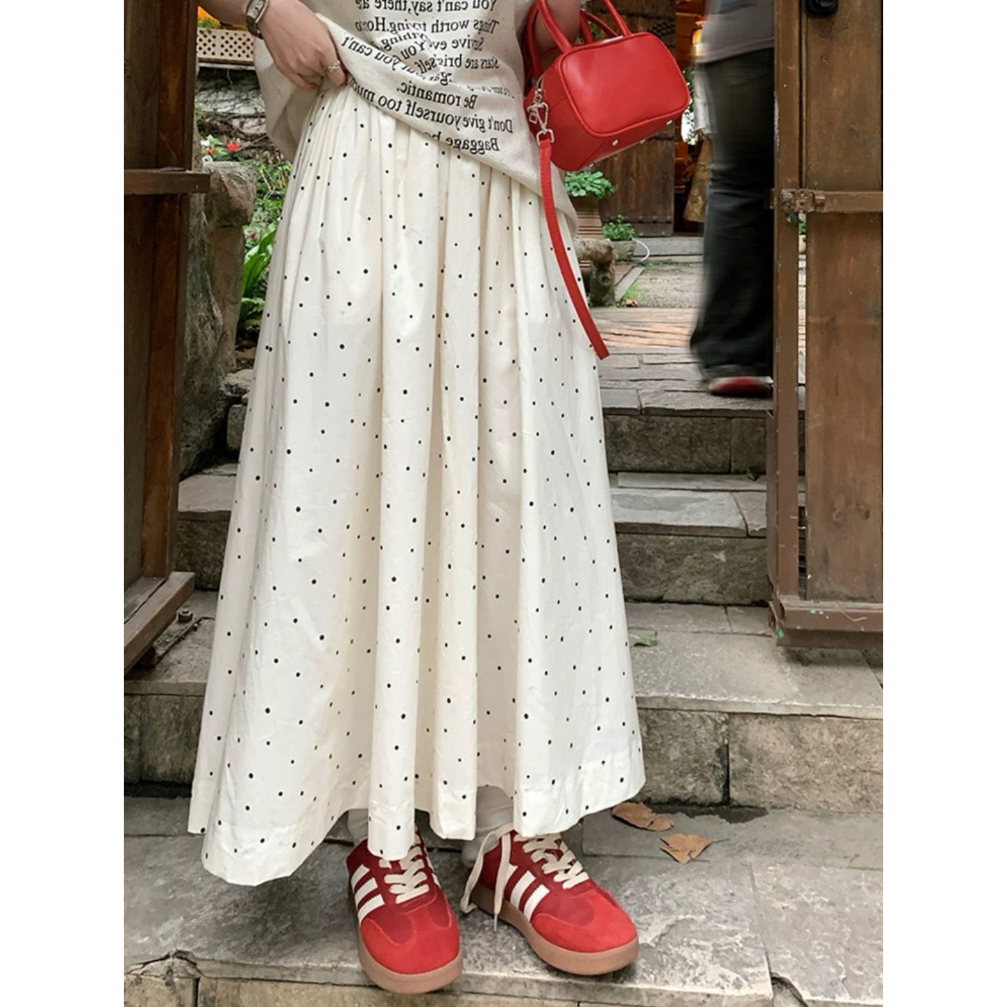 大碗plus定制大码女装微胖白色波点半身裙夏高腰宽松显瘦伞裙长裙,女装/女士精品,大码半身裙,淘宝优惠券,粉丝福利购,淘宝优惠卷