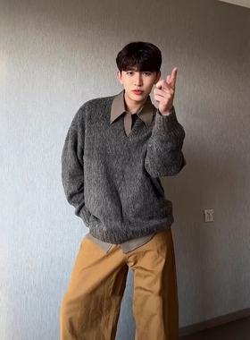 美式复古海马毛V领毛衣男秋季美拉德灰色高级感慵懒风套头针织衫