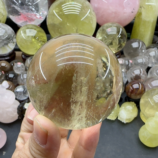 漏透体黄水晶蓝针球卡5.9左右