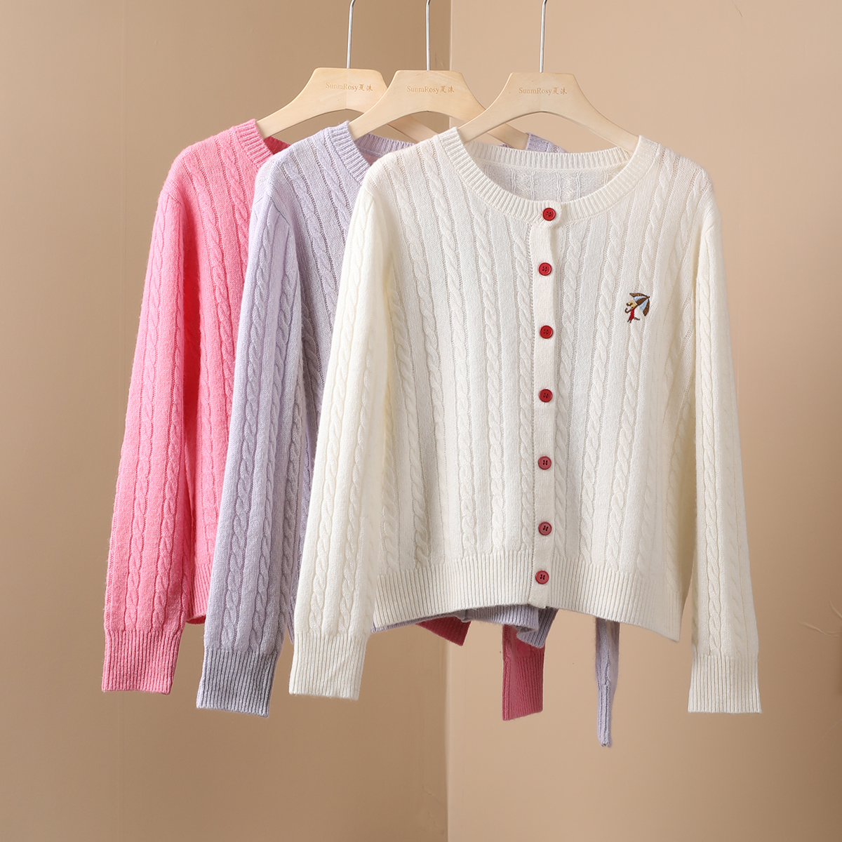 时尚设计感圆领绵羊毛针织开衫女