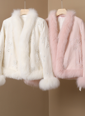 2025新款千金风新中式狐狸毛皮草外套短款V领刺绣毛毛羽绒服外套