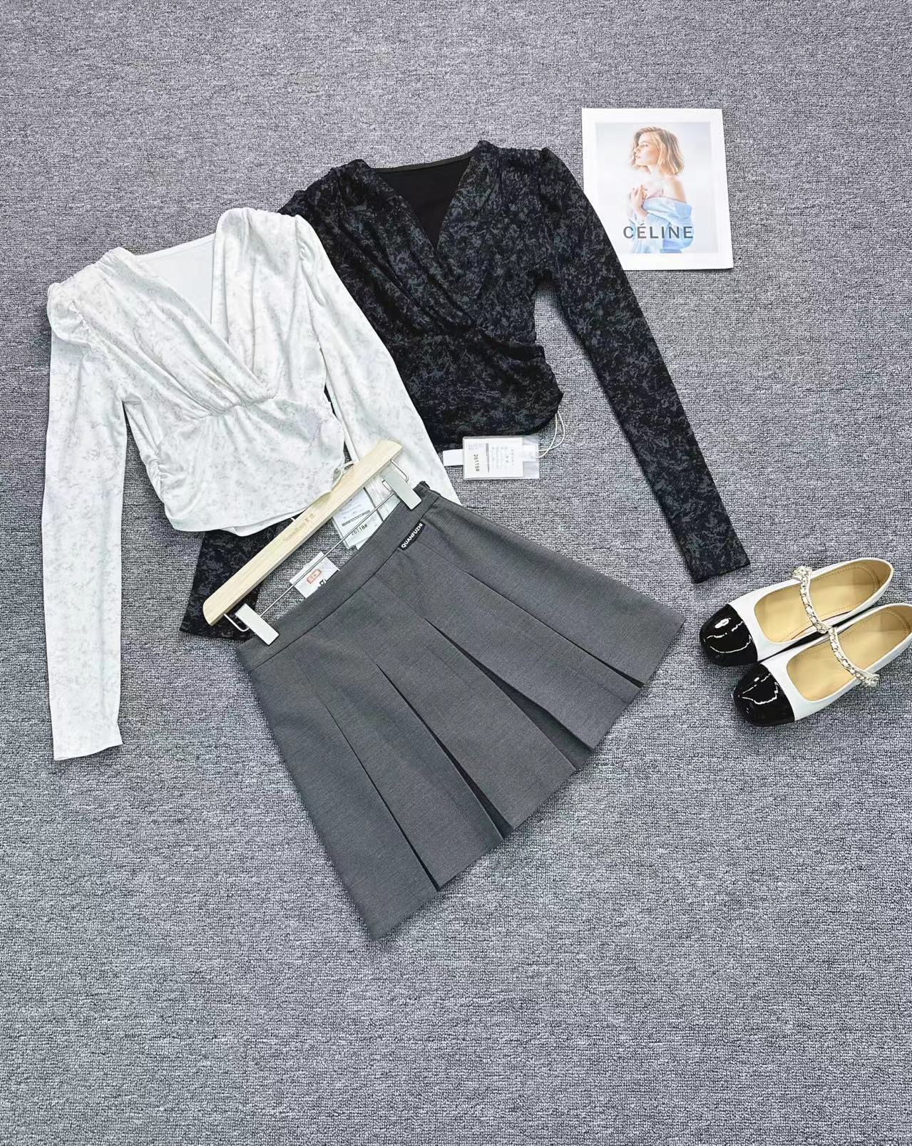 长袖时尚百搭适中交叉领性棉