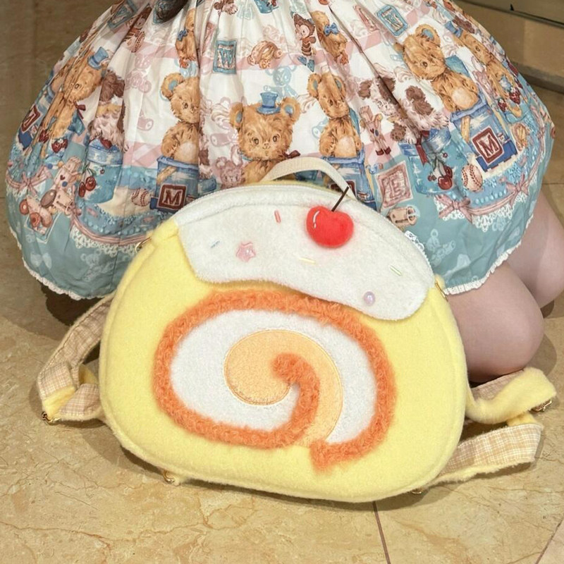 2026新款瑞士卷卡通毛绒双肩包女生lolita包包可爱大容量斜挎包