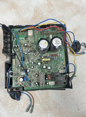 适用格力空调外机板30139048电器盒02613961睡梦宝GRJW867-A4 U1