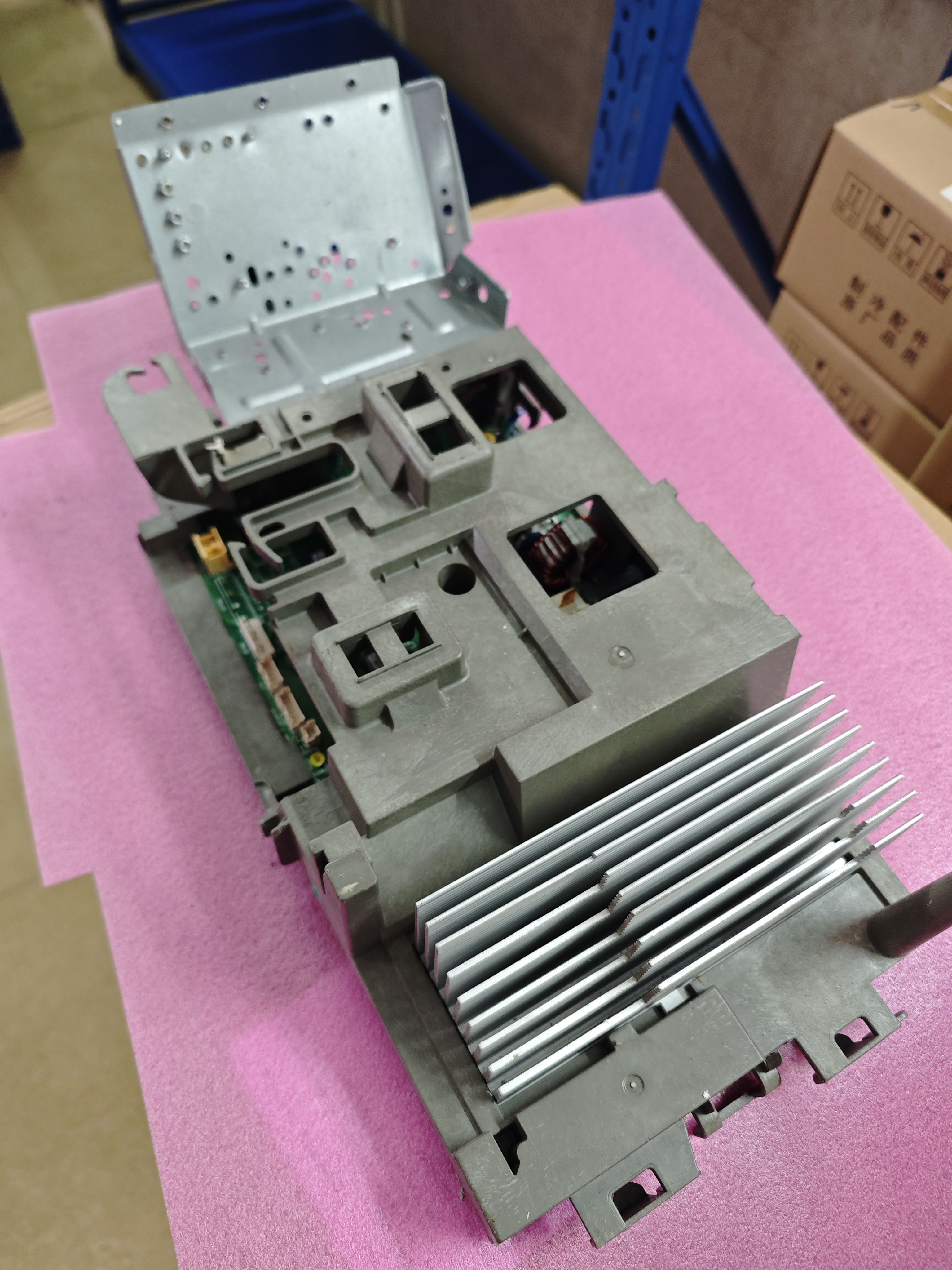 原装格力空调外机电器盒100002062245主板W8433FB 300027060272