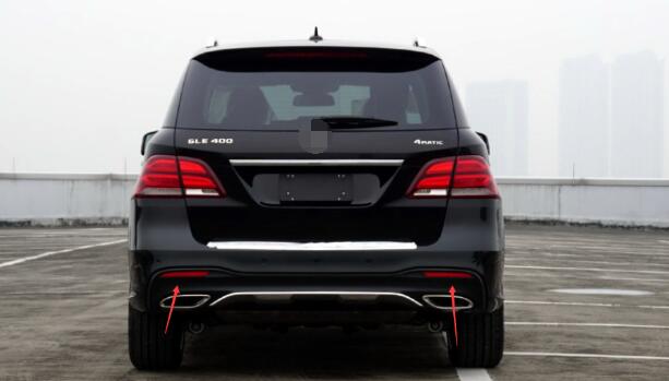 适用于奔驰GLE350d后杠灯 反光片板GLS450 400 320 63红色装饰条