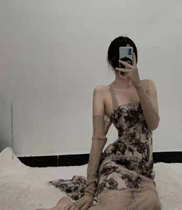 仙子狗尾巴花文艺复古法式仙女裙超仙玫瑰连衣裙温柔气质茶歇裙