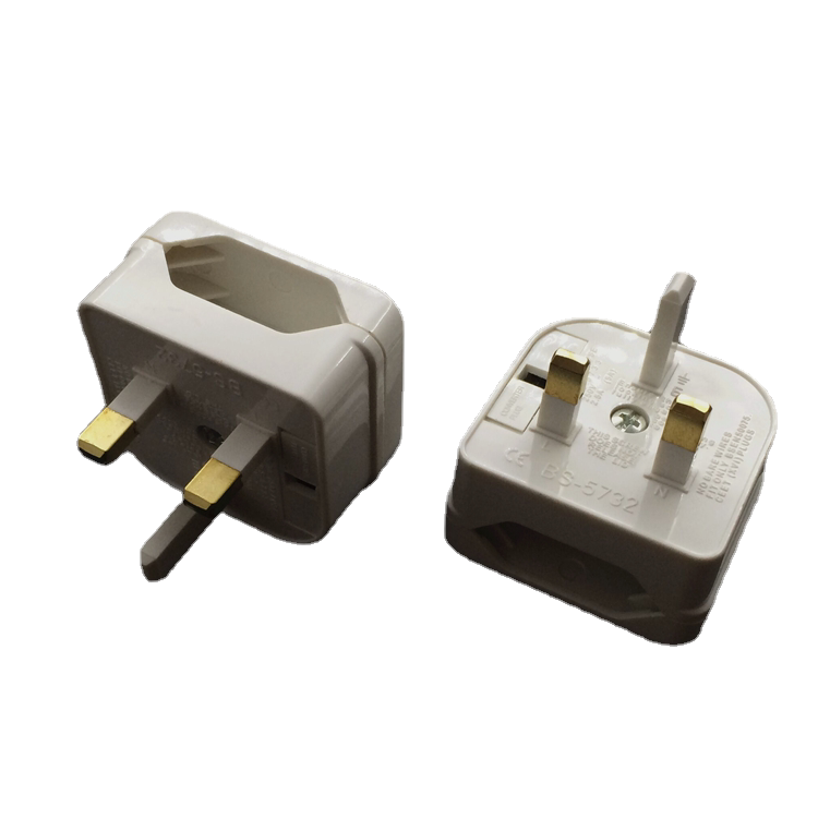 白色欧规菱形直插头转英规3脚插头转换器欧规转英规插头转换器