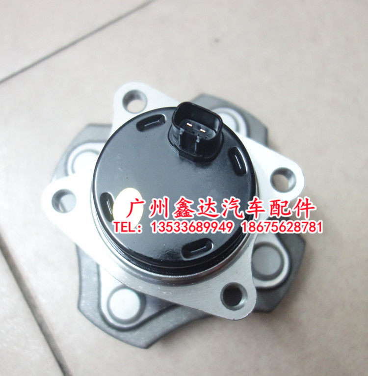 适用天津一汽威乐威姿威志v5夏利2000雅酷后轮轴头 后轮毂轴承总