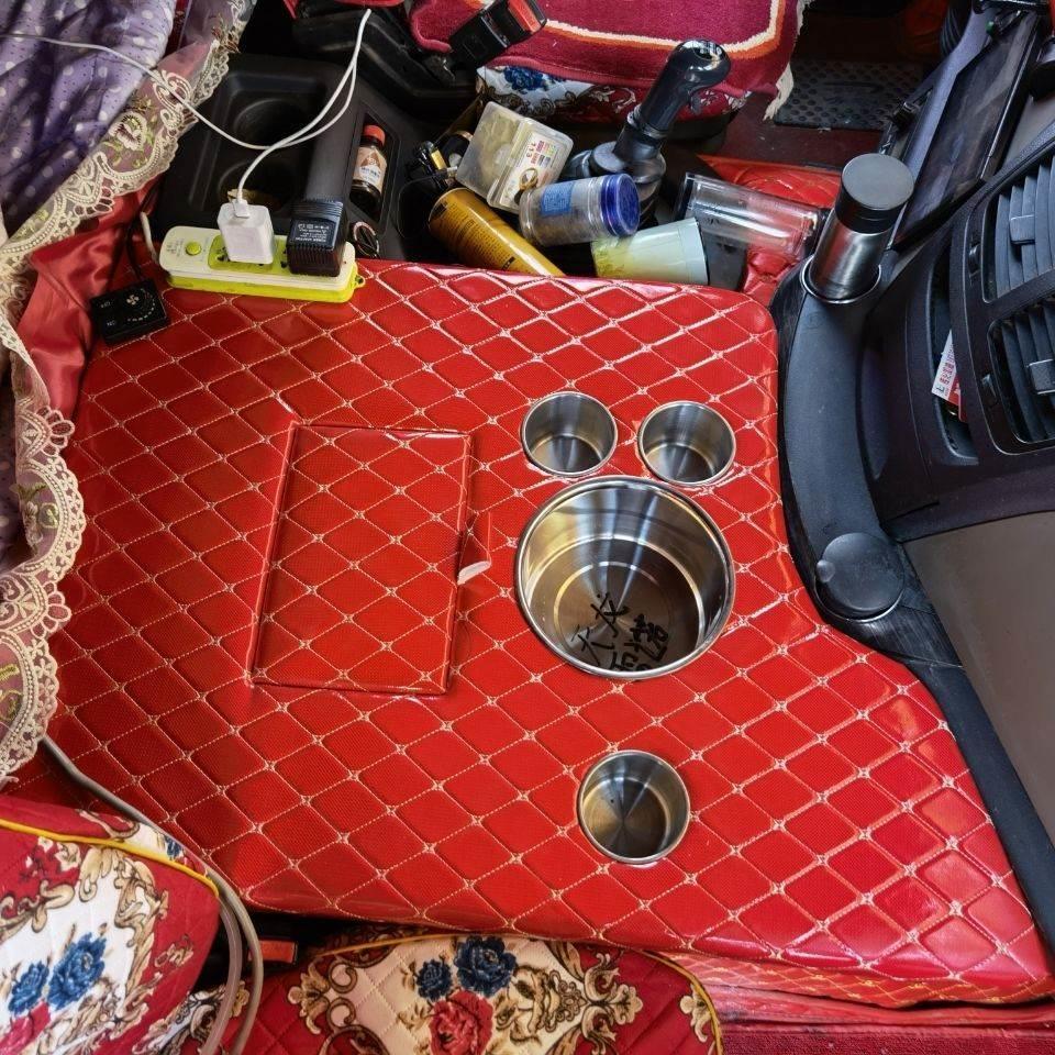 G6p大货车用品解放2.0款j6p J6P货车驾驶室保温架水杯架专用车载