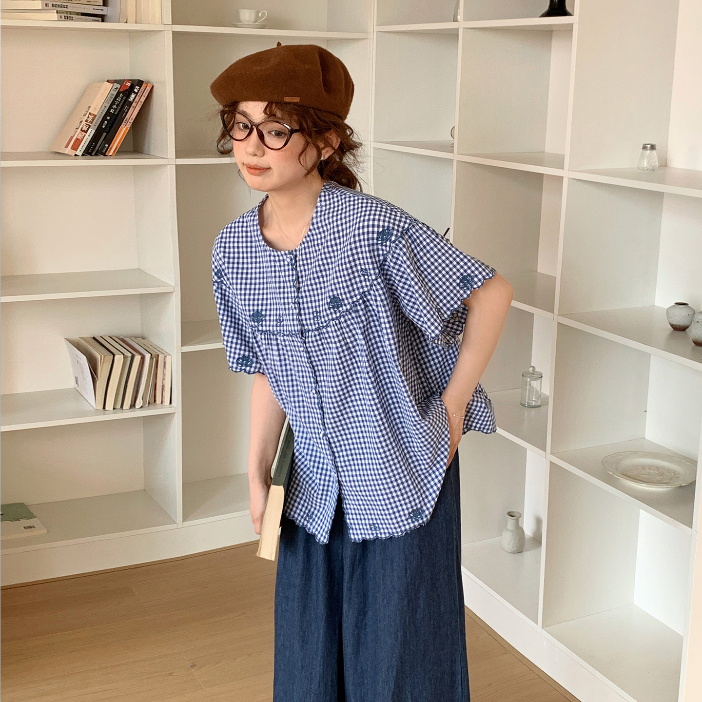 CRISP日系穿搭小格子短袖衬衫女刺绣圆领大摆袖上衣2025夏季新款