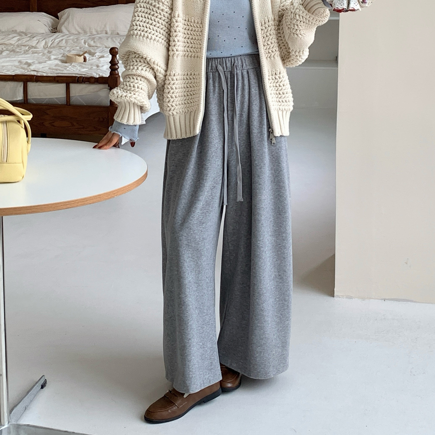 CRISP日系穿搭慵懒软糯休闲裤卫裤女垂感宽松阔腿裤2025秋冬新款