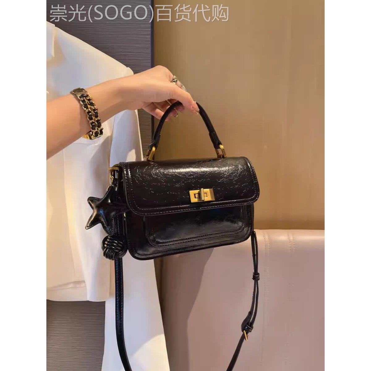 香港正品女包新款流行高级感手提小方包百搭休闲复古小众斜跨包包