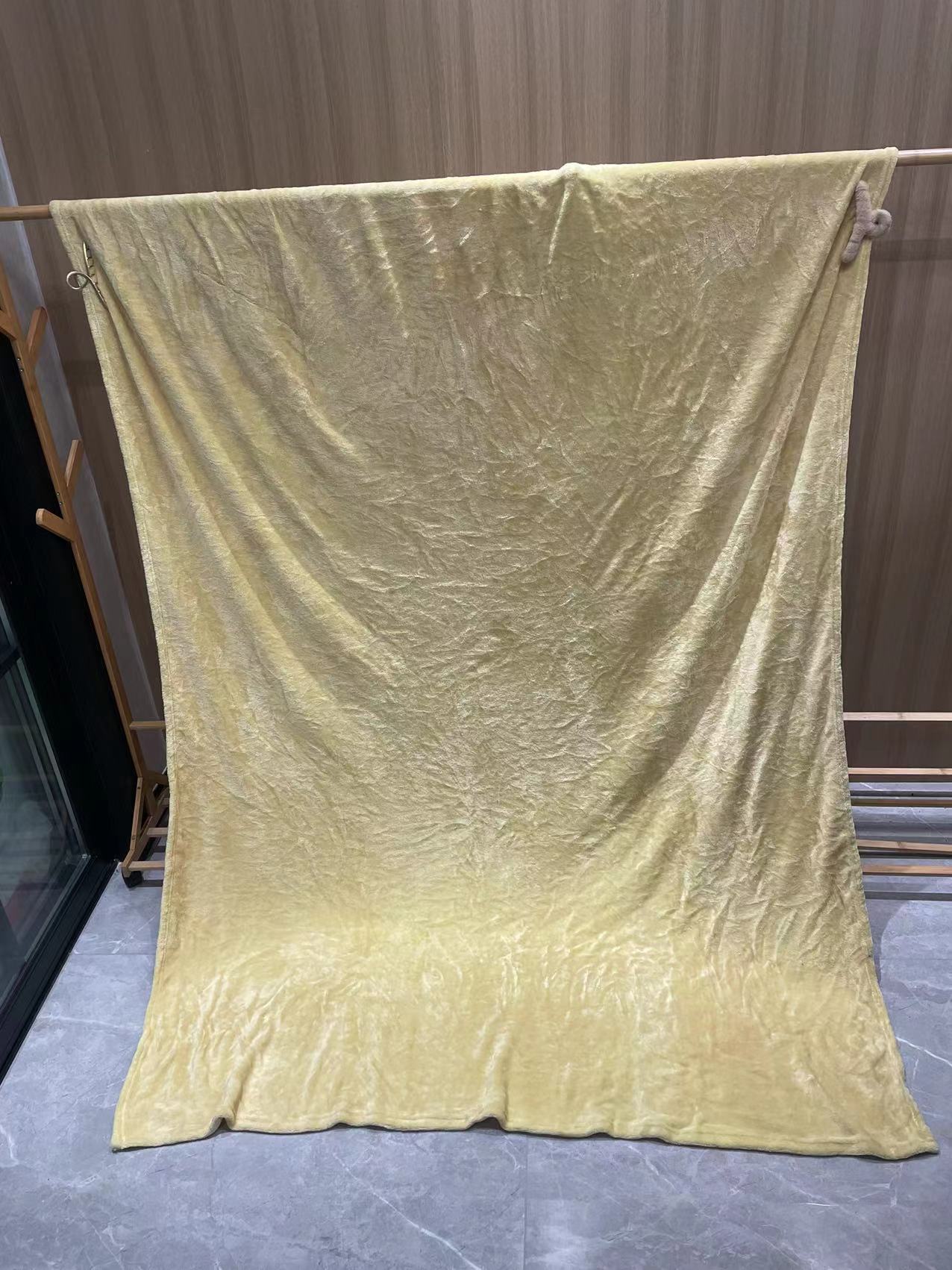 790克珊瑚绒毯床单人毛毯子空调薄款盖毯垫夏季夏天宿舍午睡午休