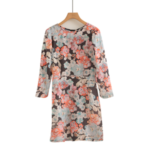 秋装女款2025年新款A字裙子泡泡七分袖玫瑰花气质绝美碎花连衣裙