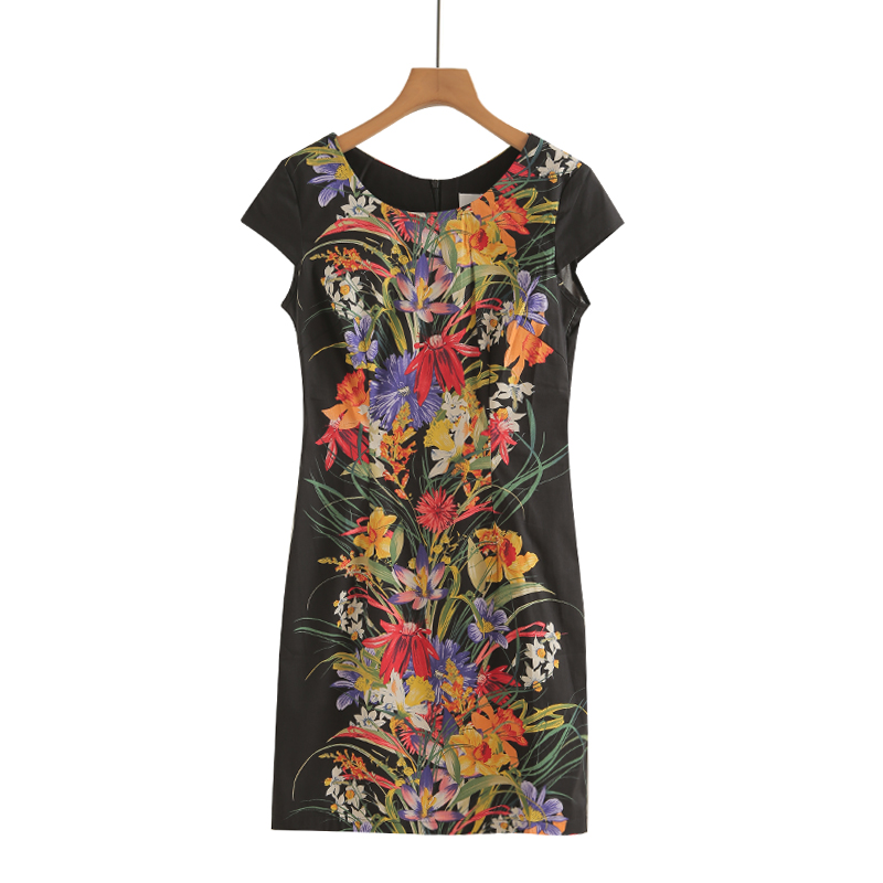 2025潮流新款春夏民族风直筒连衣裙印花休闲宽松显瘦纯棉妈妈装女