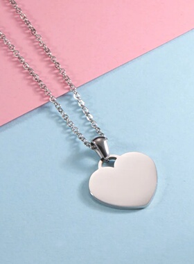 Mirror polished heart-shaped pendant necklace, stainless st