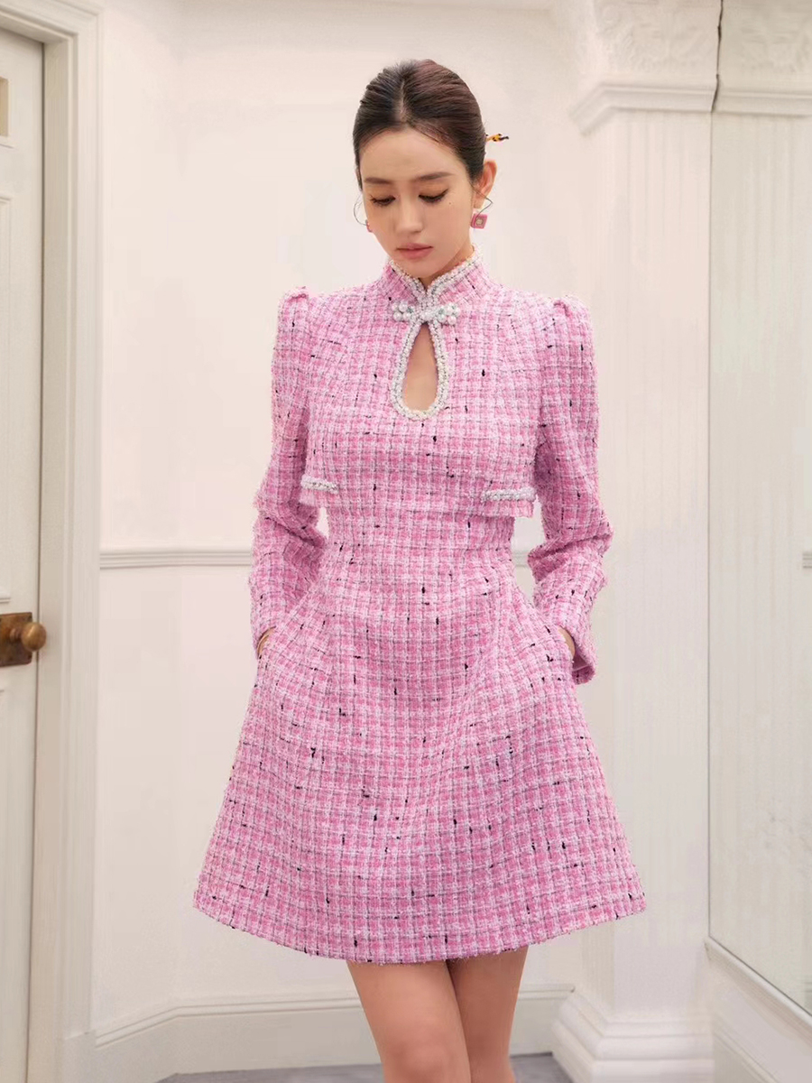 正品珠珠盘扣质感格子连衣裙显瘦
