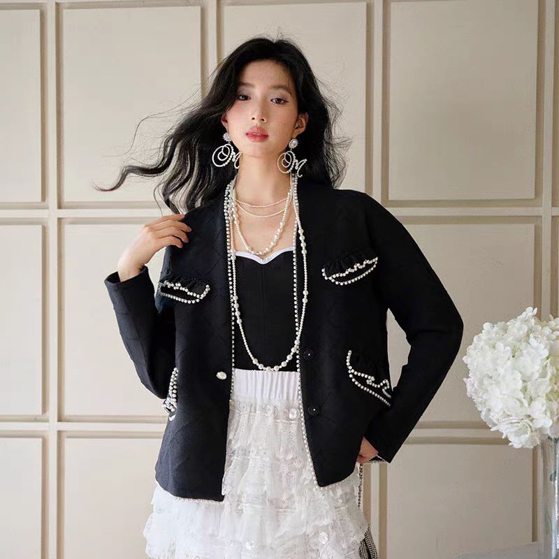 秋季潮流时尚黑色钉珠小香风女装