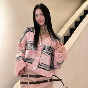 JAC FLEURANT25早春新品粉黑条纹短款冰岛毛针织开衫女士气质少女