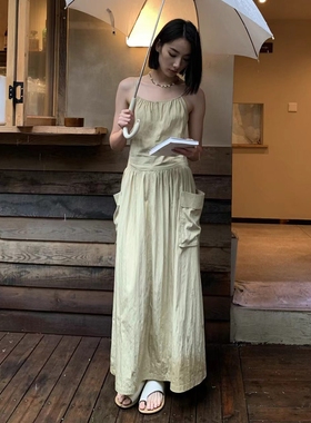 LOOSINGWHITE设计师品牌24夏季新款扣式露背连衣裙洋气时尚长裙女