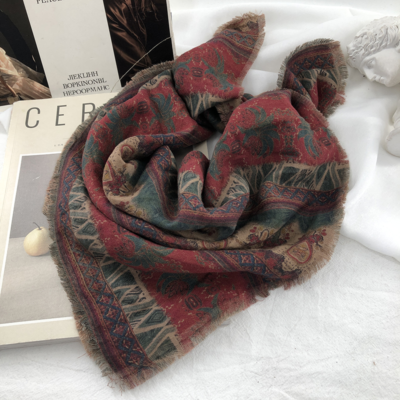 异域民族风复古做旧棉质方巾女秋冬叠穿腰封护颈椎领巾保暖小围巾