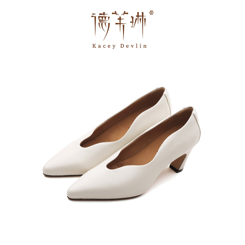 德芙琳鹿皮白色高跟鞋配裙子波浪口气质绝美浅口尖头粗跟真皮鞋女