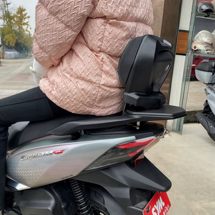 适用SYM三阳巡弋150三阳巡弋150GT专用后座腰靠背加高加宽防水