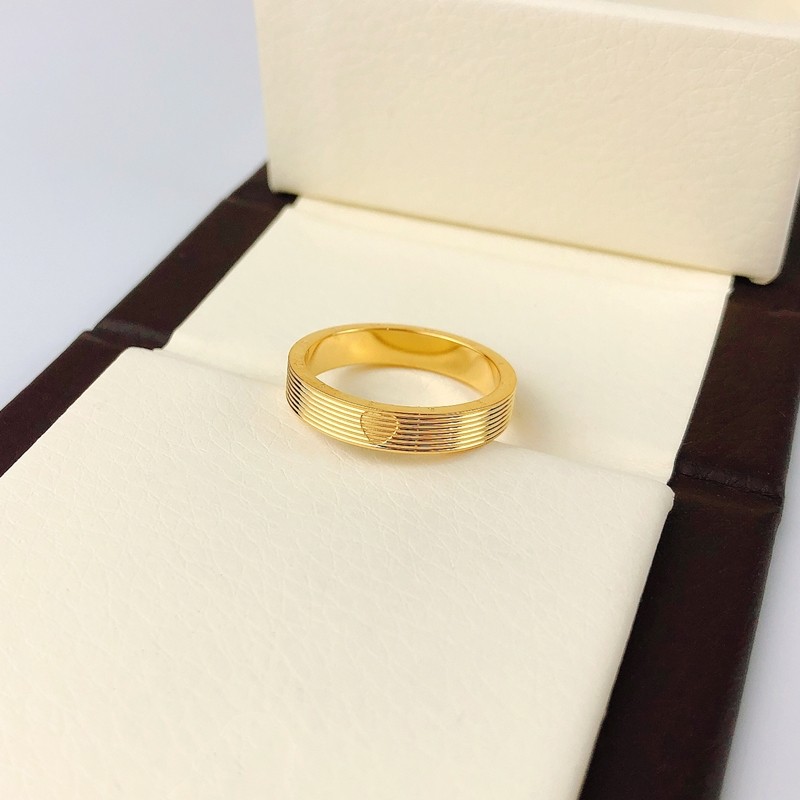 韩巧女款钛钢古法爱心戒指