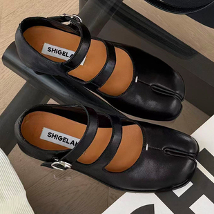 诗歌兰女鞋2026春季新款时尚真皮气质分趾鞋平底浅口一脚蹬单鞋潮