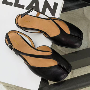 诗歌兰女鞋2026新款时尚真皮一字扣带分趾鞋平底浅口百搭通勤单鞋