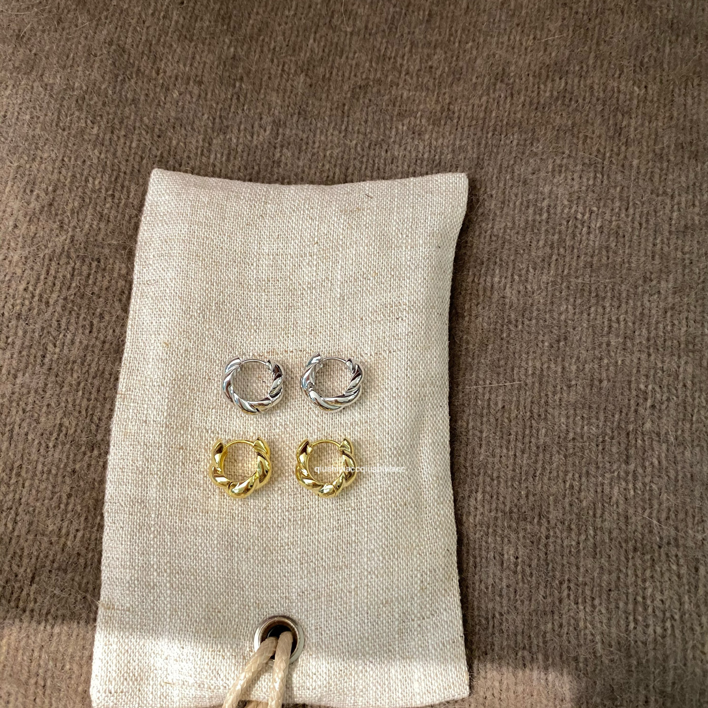 秋十一Acc 韩国ins风超好戴麻花小耳扣高级质感百搭小圈圈耳环,饰品/流行首饰/时尚饰品新,耳环,淘宝优惠券,粉丝福利购,淘宝优惠卷