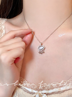 新中式如意锁猫眼石吊坠2026镶钻铃铛流苏锁骨链小众轻奢气质配饰