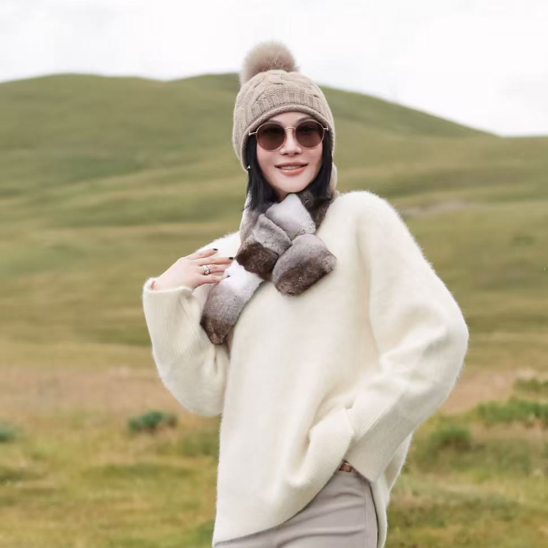 圆领保暖侧开叉套头毛衣